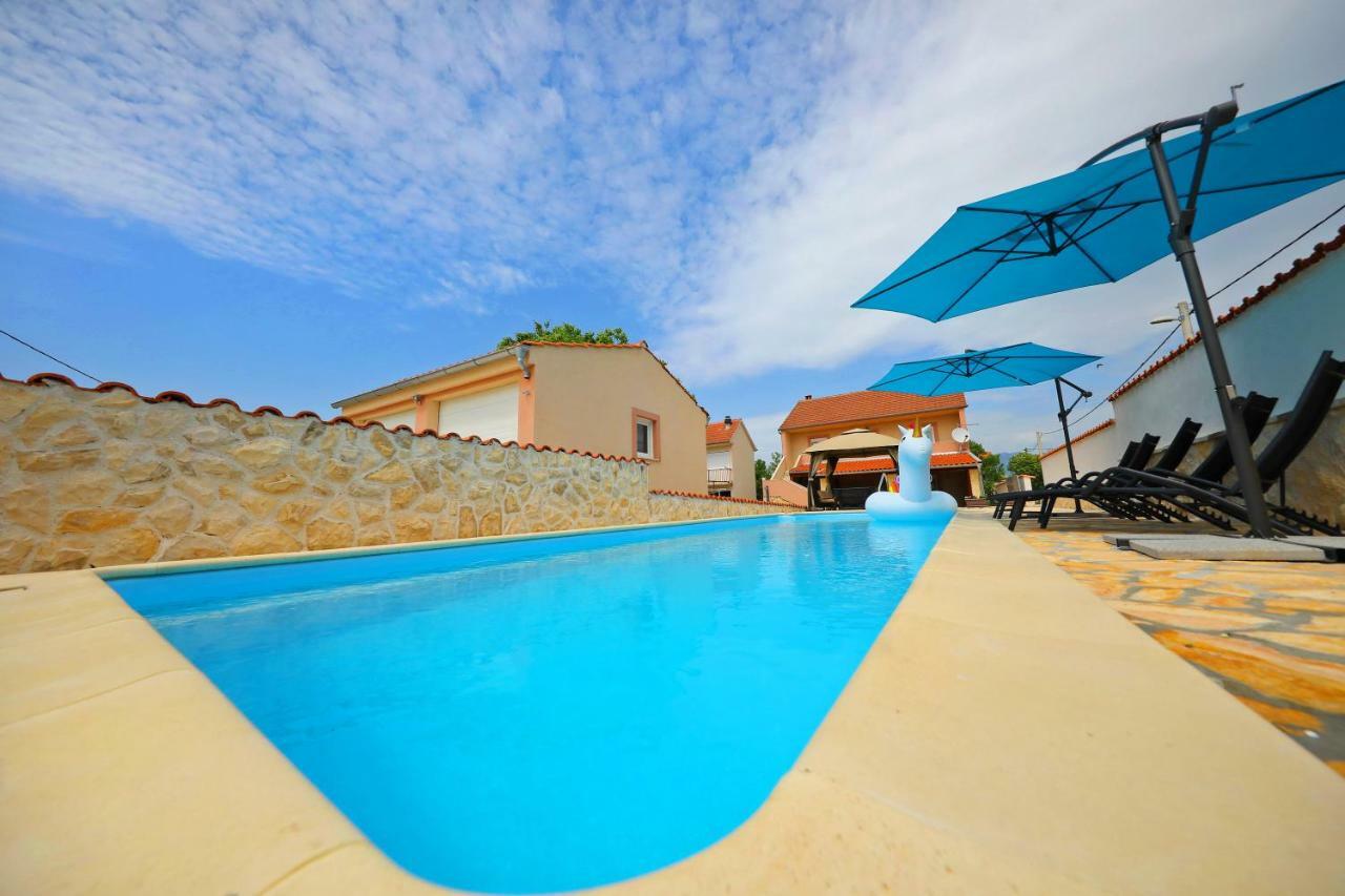 Holiday Home Luka Pridraga Exterior foto